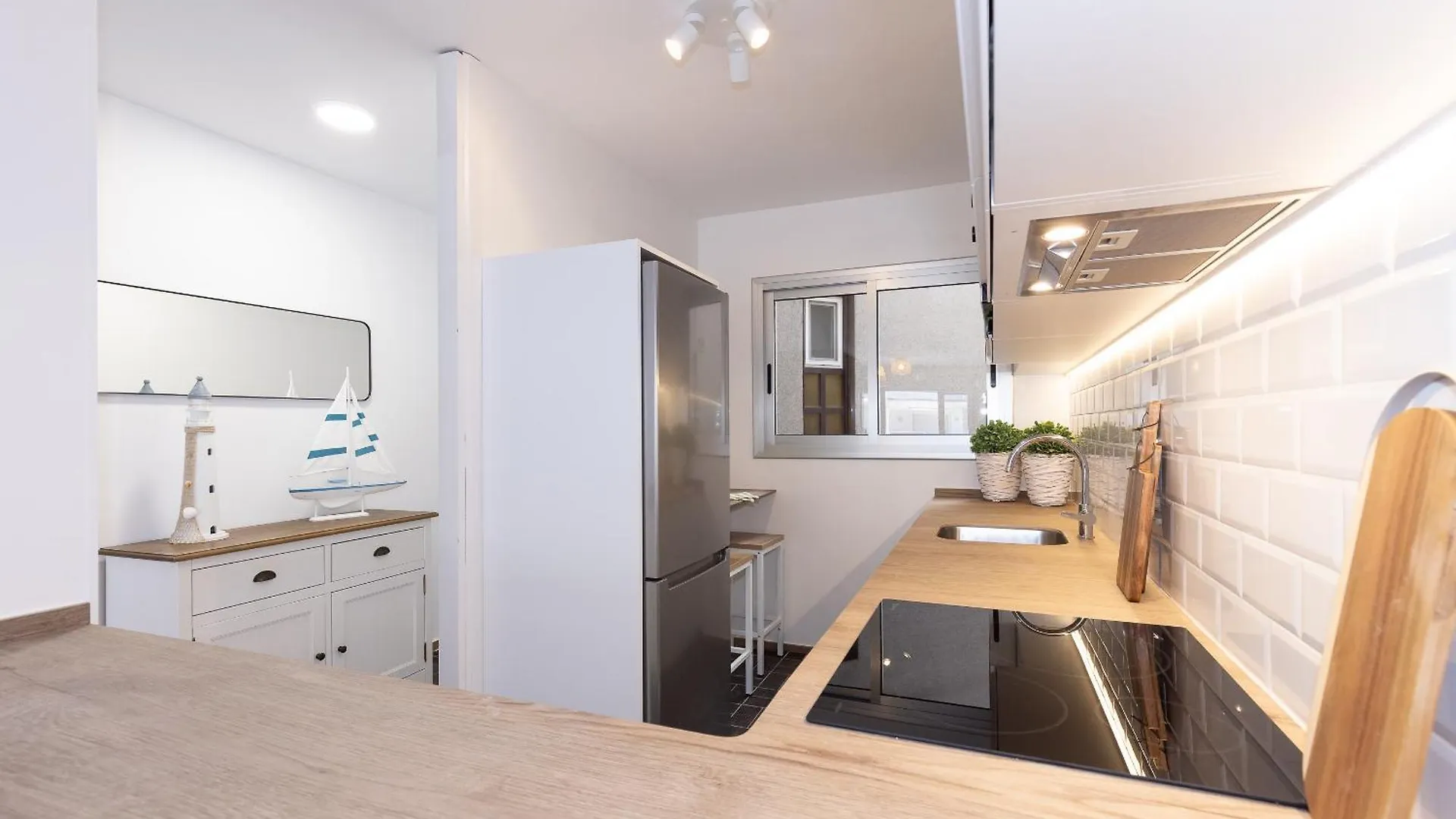Uhc Dms Family Apartments Cambrils