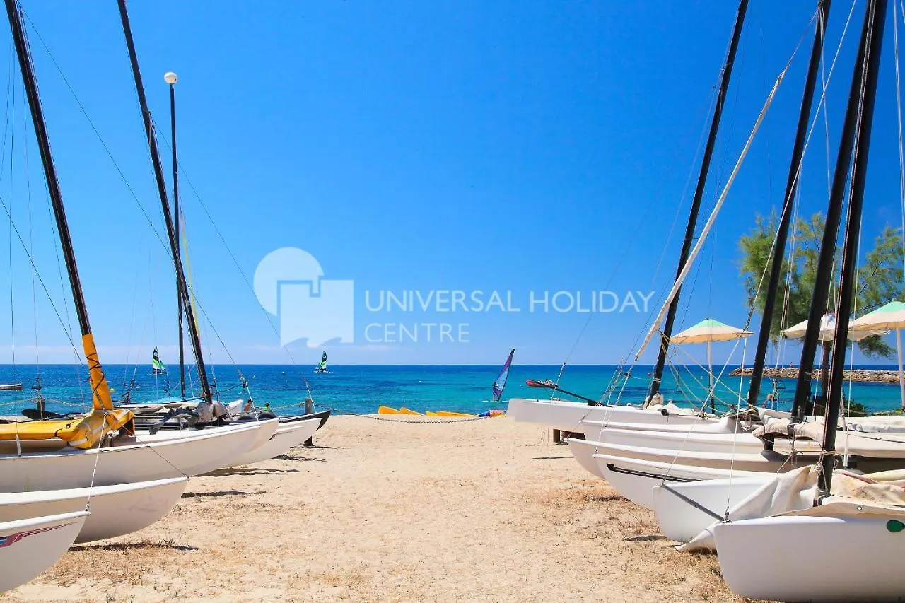 Uhc Dms Family Apartments Cambrils 0*,  España