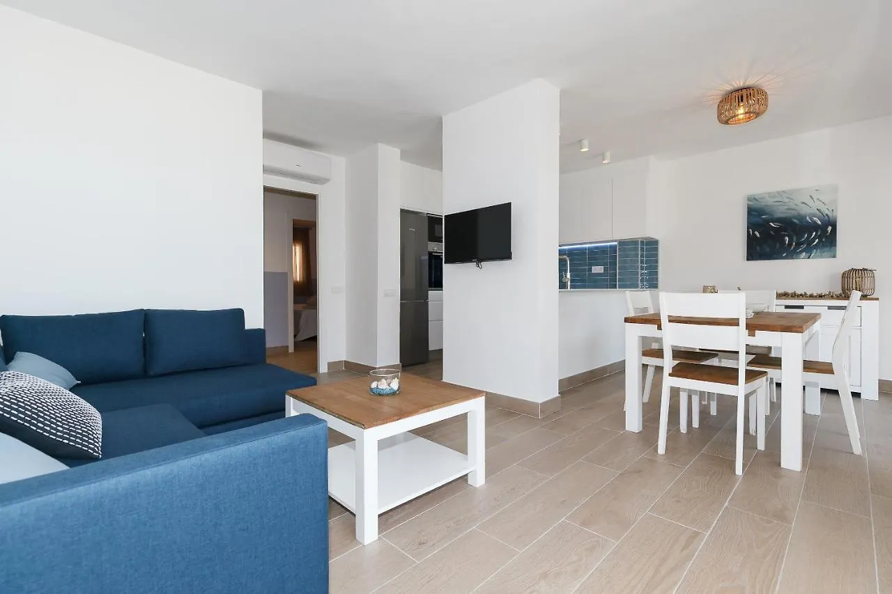 Uhc Dms Family Apartments Cambrils