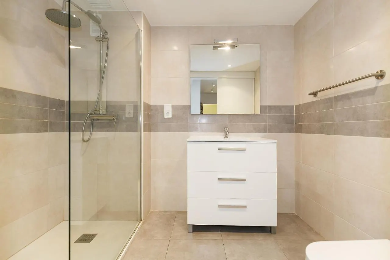 Uhc Dms Family Apartments Cambrils