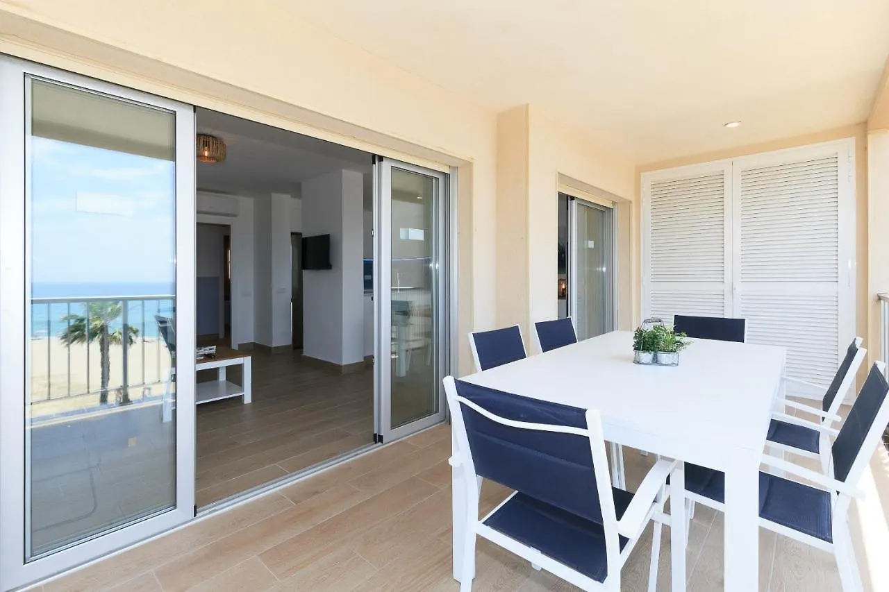 Uhc Dms Family Apartments Cambrils