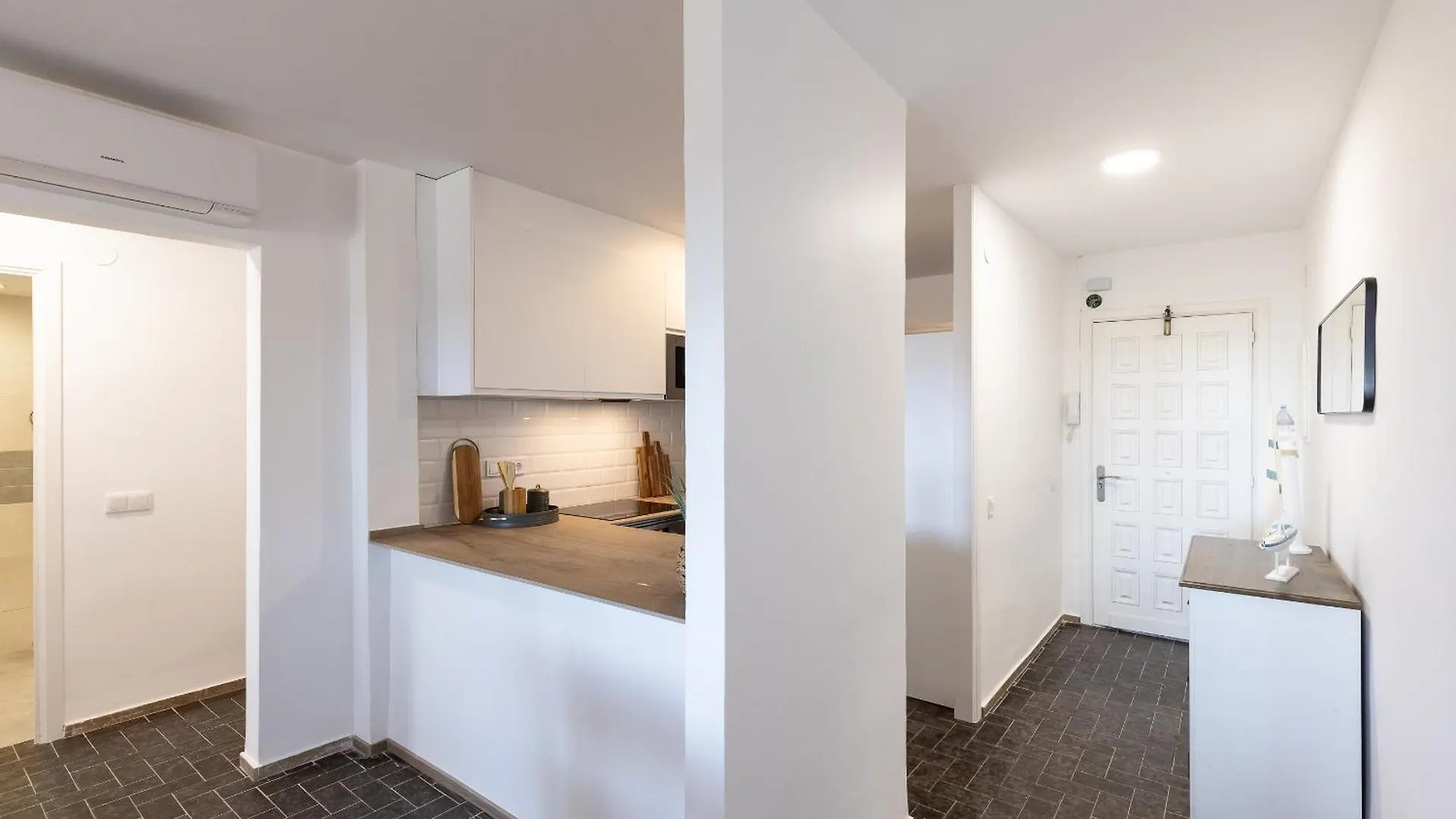 Uhc Dms Family Apartments Cambrils España