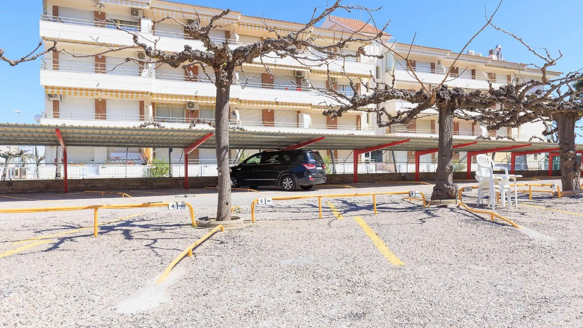 Uhc Dms Family Apartments Cambrils
