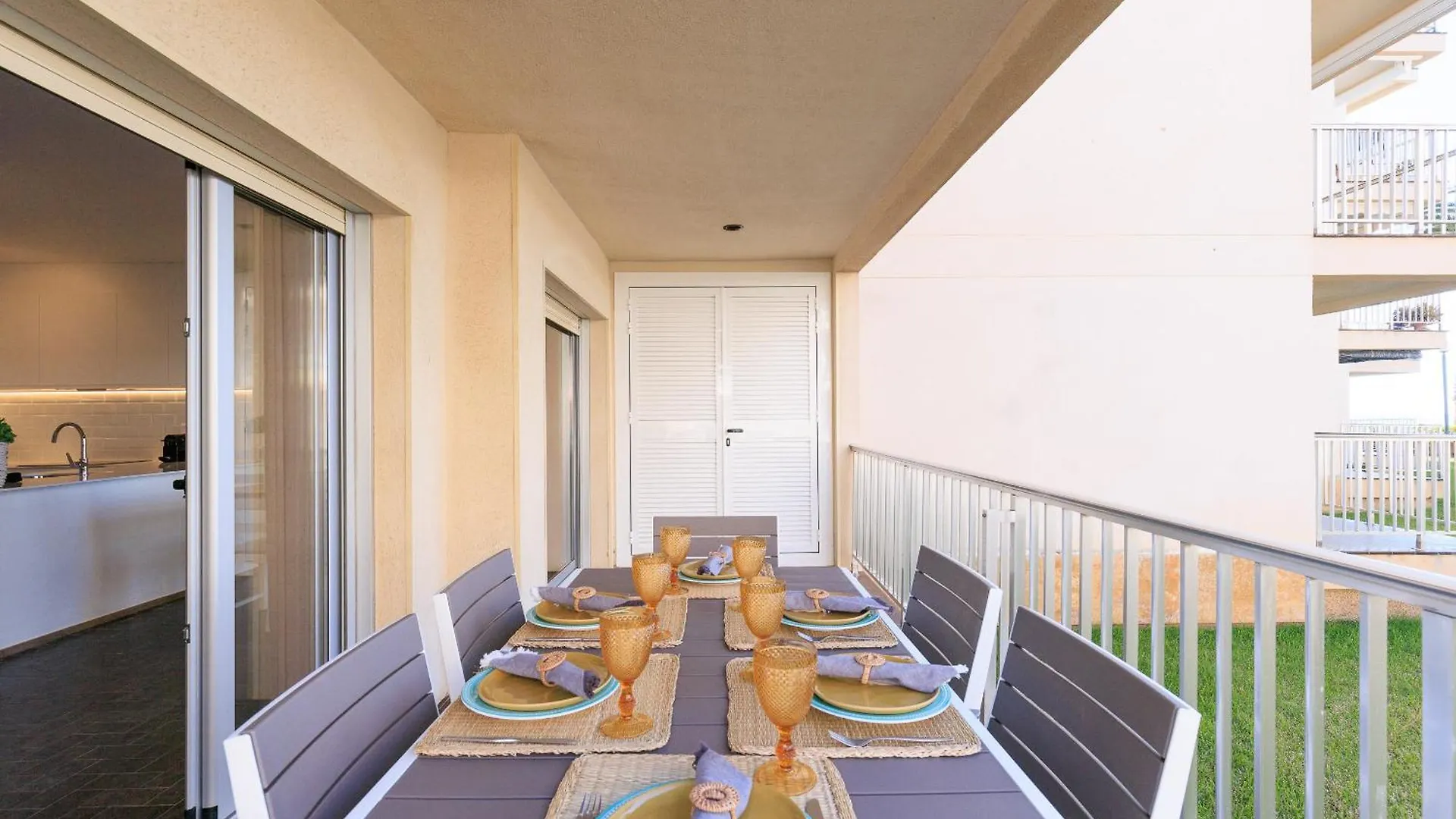 Uhc Dms Family Apartments Cambrils