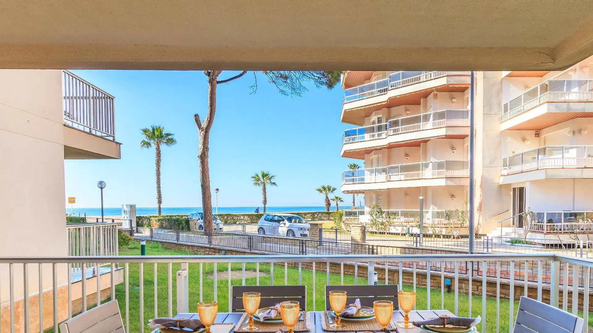 Uhc Dms Family Apartments Cambrils